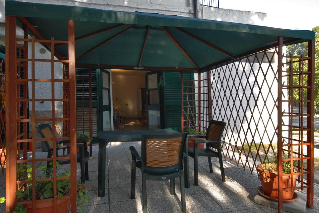 Villaggio Camping Uria Foce Varano Exteriér fotografie